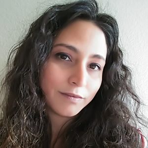 Meet your Posher, Dominique